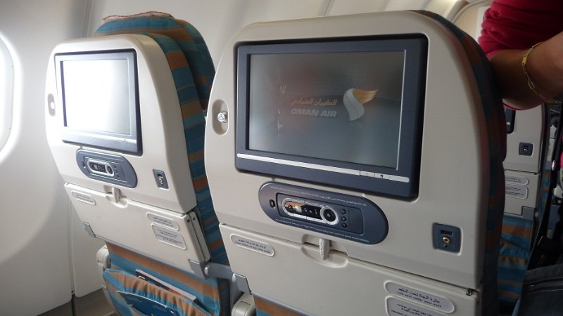 economy class Omanair.JPG